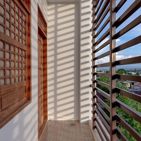 Zen Rooms Casa Lorenzo Legazpi Eksteriør billede