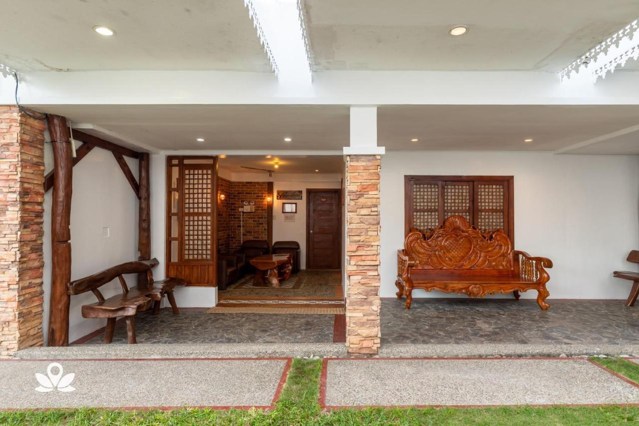 Zen Rooms Casa Lorenzo Legazpi Eksteriør billede