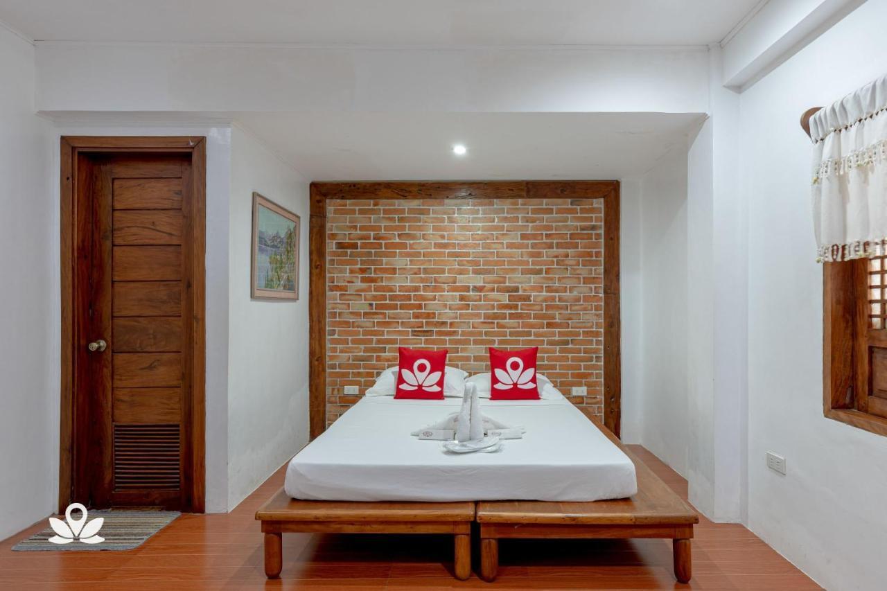 Zen Rooms Casa Lorenzo Legazpi Eksteriør billede