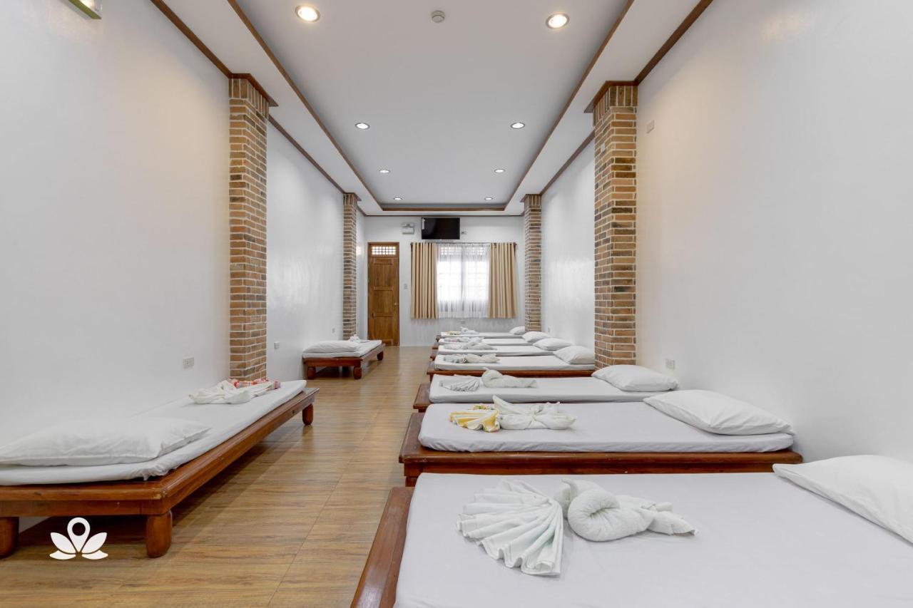 Zen Rooms Casa Lorenzo Legazpi Eksteriør billede