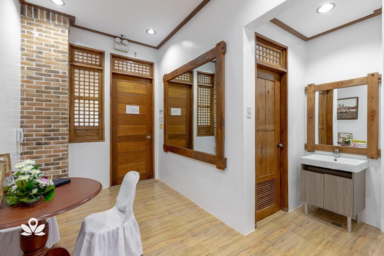 Zen Rooms Casa Lorenzo Legazpi Eksteriør billede